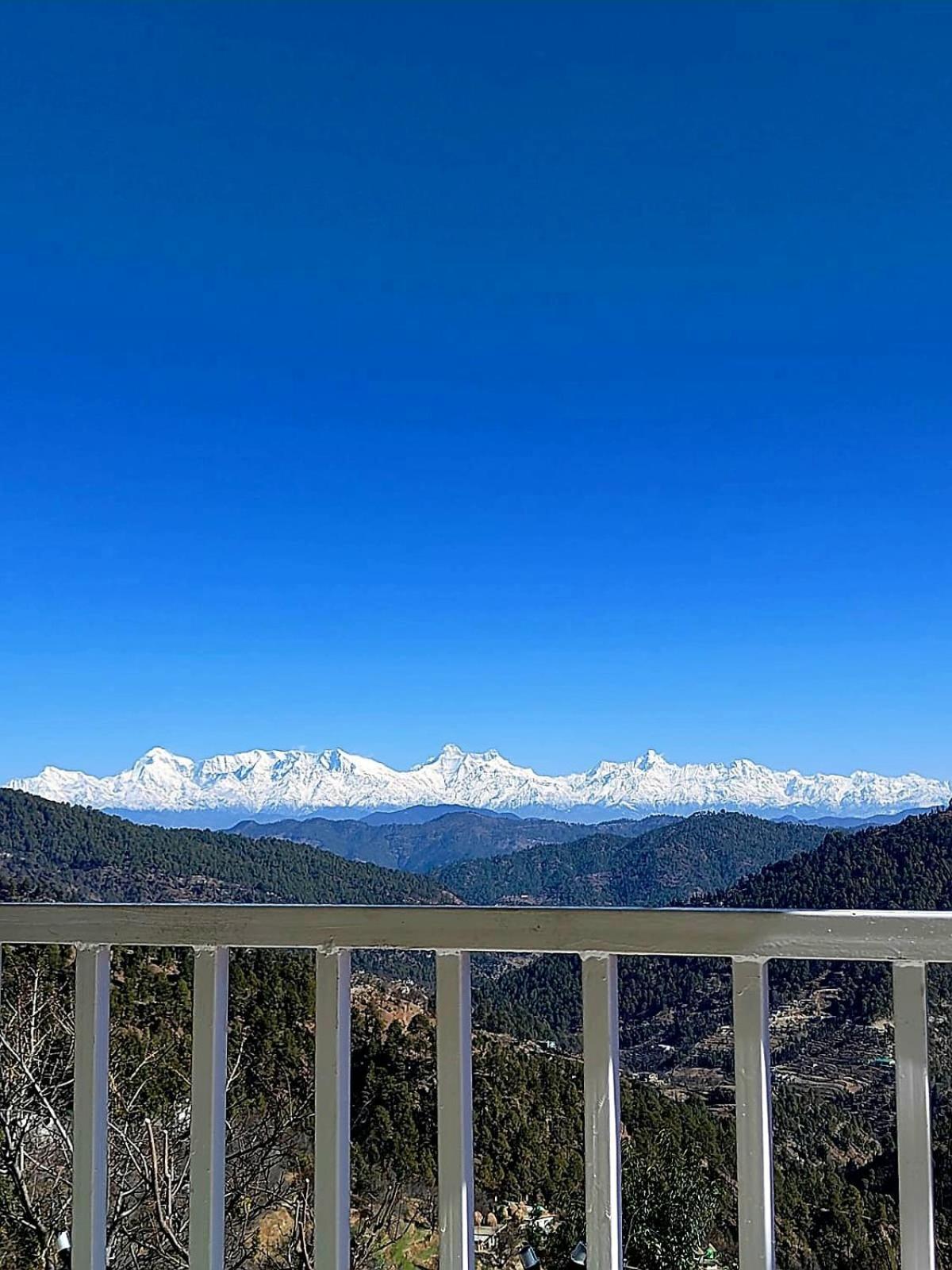 The Pahadi Nest Mukteshwar Hotel Exterior photo