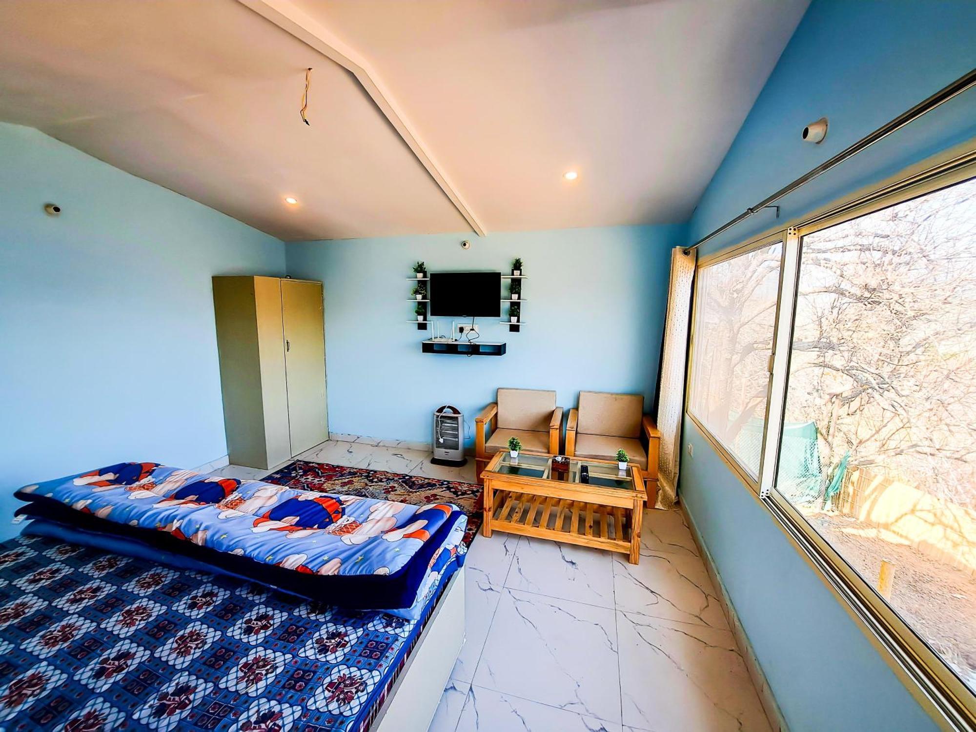 The Pahadi Nest Mukteshwar Hotel Exterior photo